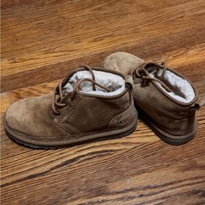 UGG Neumel Boots